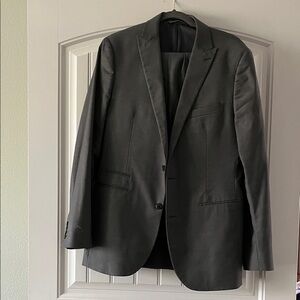 Men's Classic Gray Full Suit